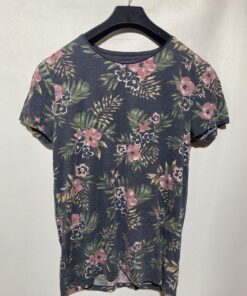 Vīriešu puķains krekls