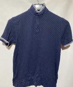 Vīriešu zils krekls ar pumpiņām